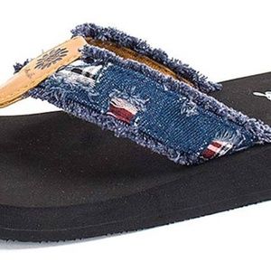 Yellowbox Faris Distressed Denim Flip Flop - Navy - Size 7